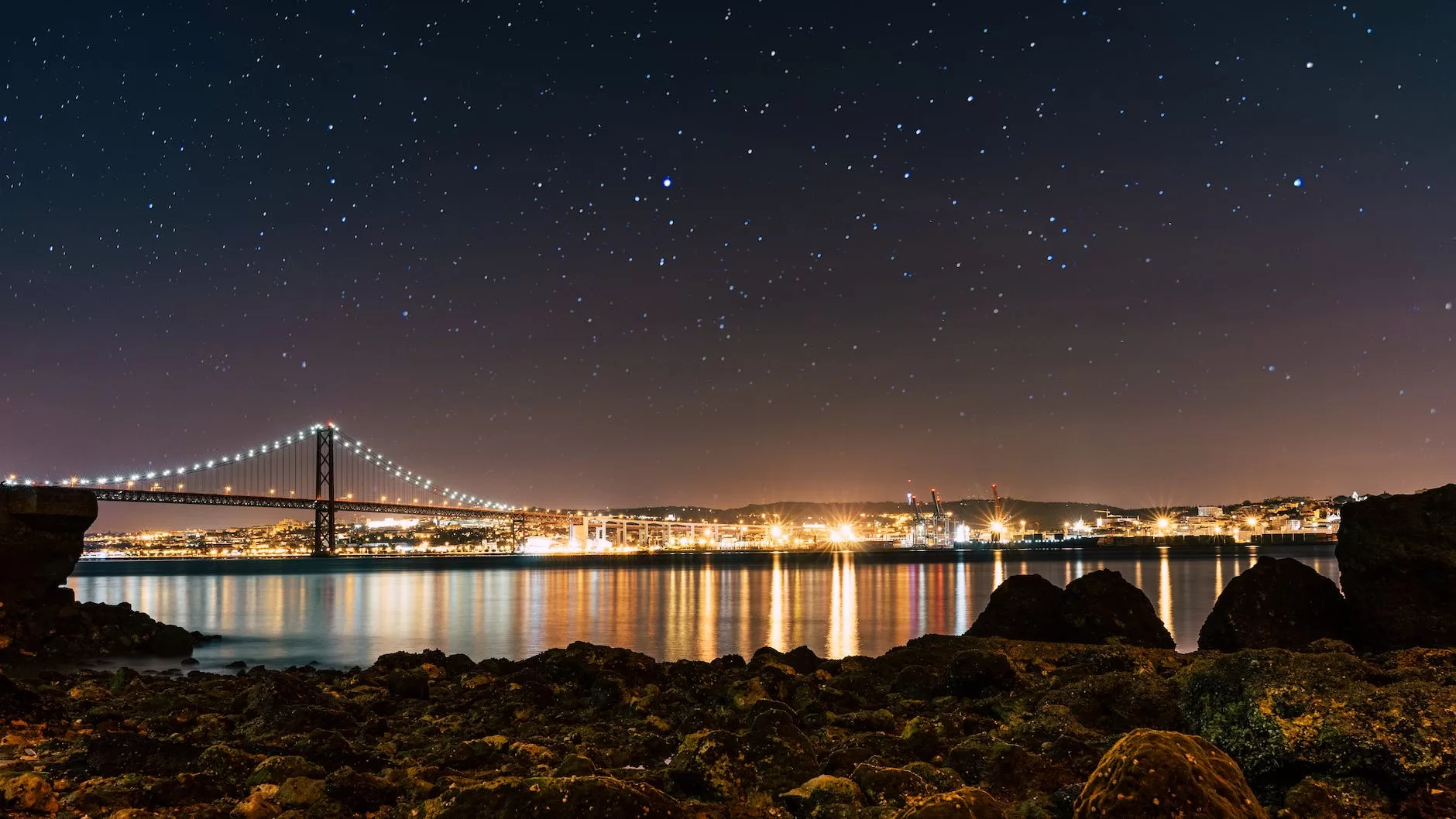 golden gate bridge during nighttime